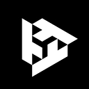 TRENTTHETRAVELER logo